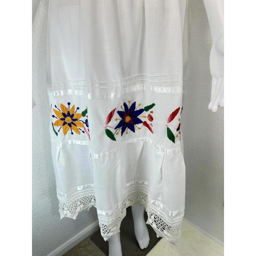 VTG M White Spanish Style Peasant Dress Floral Embroidered Boho Cottagecore - Picture 4 of 7